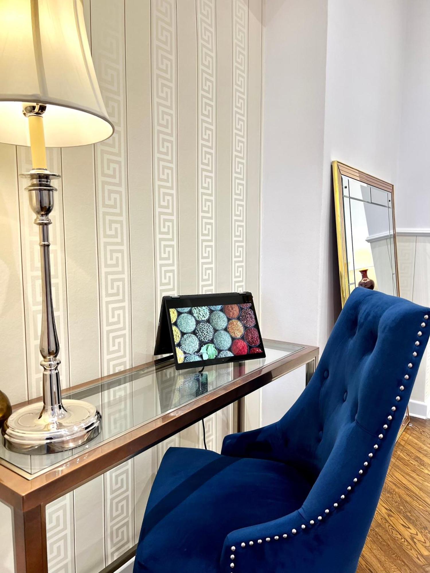 Mondrian Luxury Suites & Apartments Old Town Warschau Zimmer foto