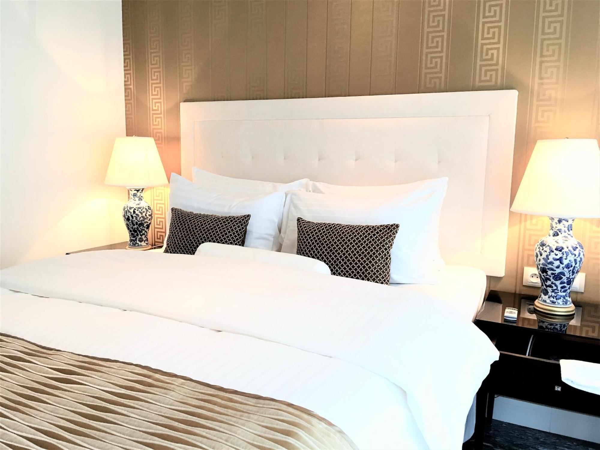 Mondrian Luxury Suites & Apartments Old Town Warschau Zimmer foto